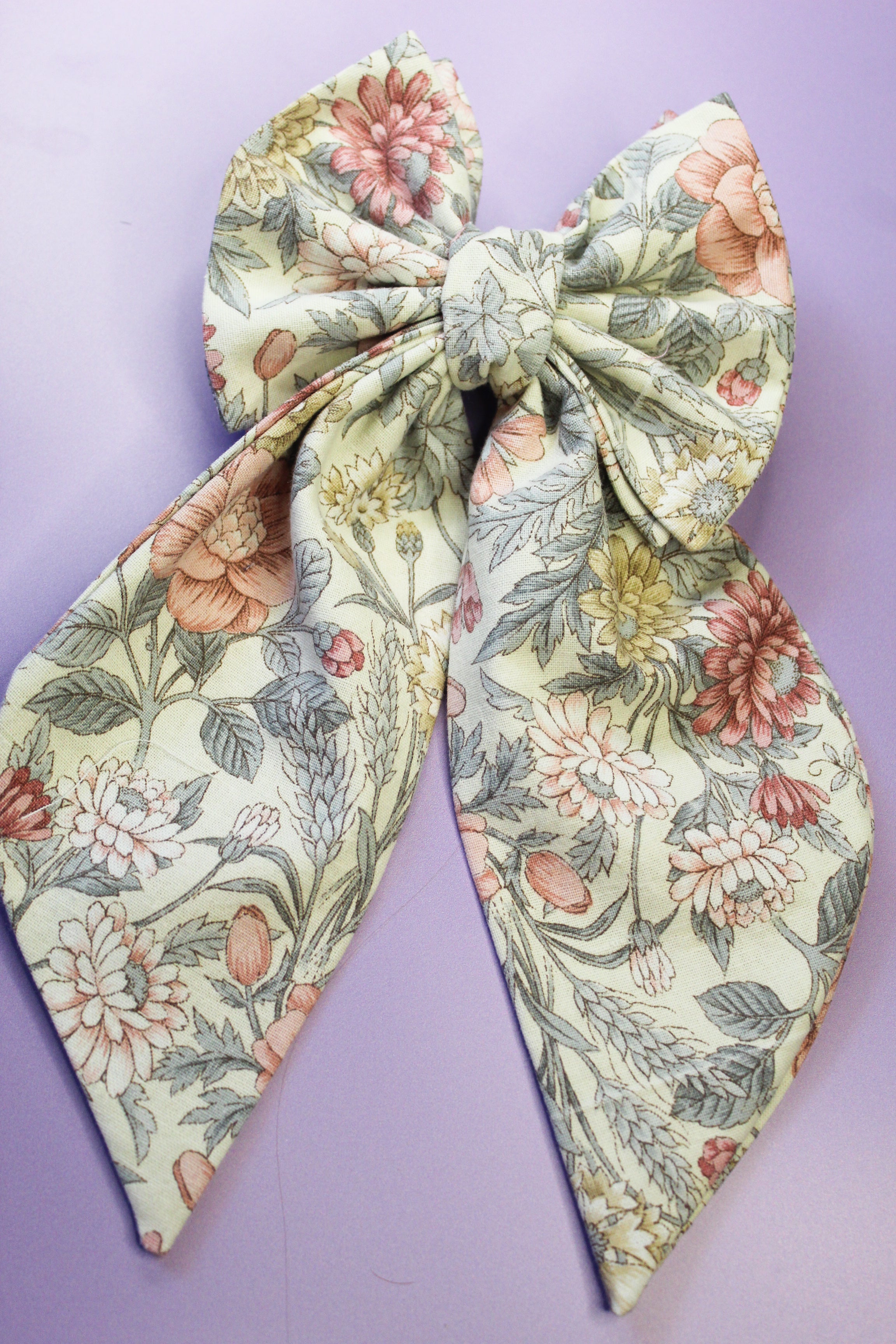 Floral Seasons Short Hair Bow