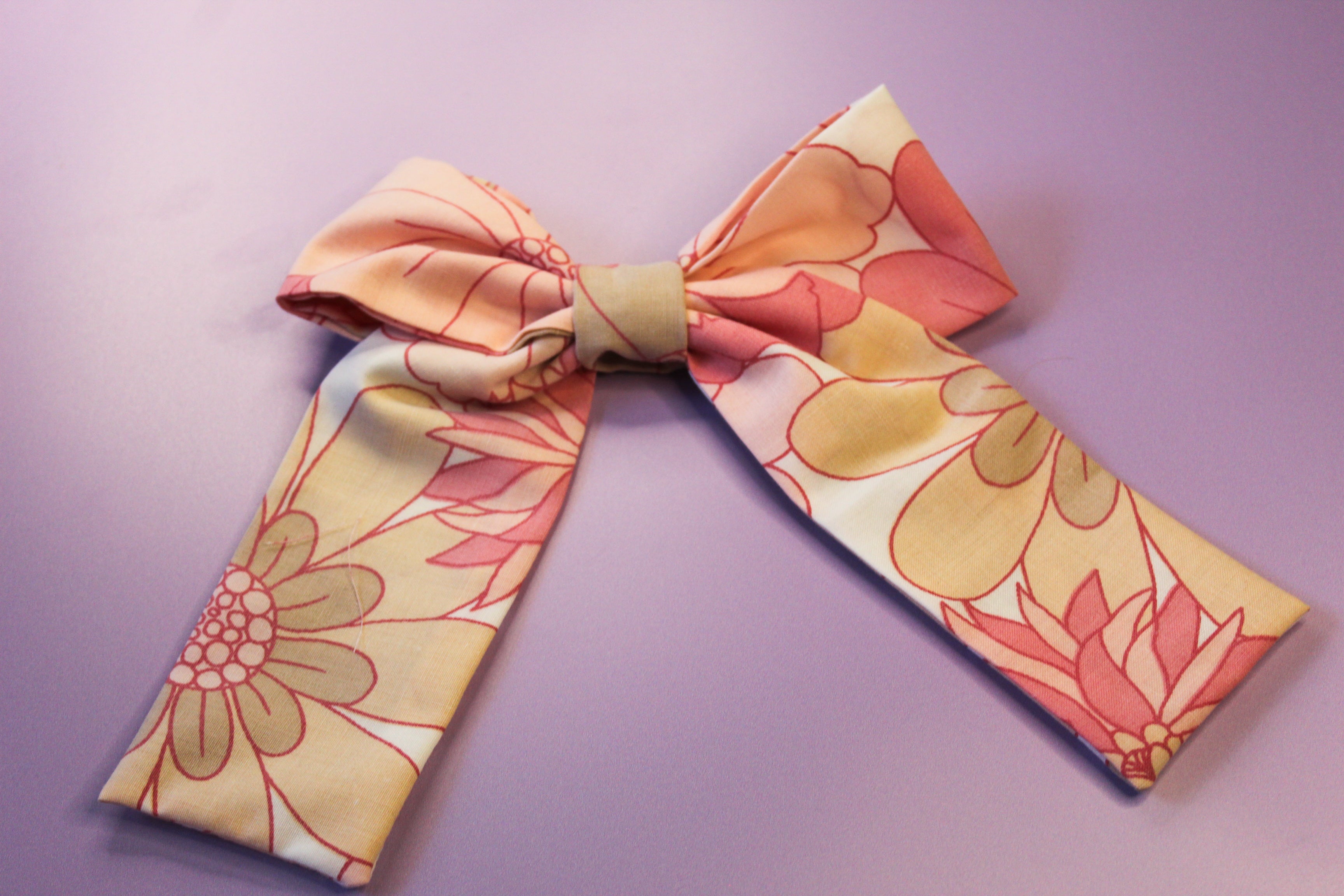 Flower puff Pinch Long Bow