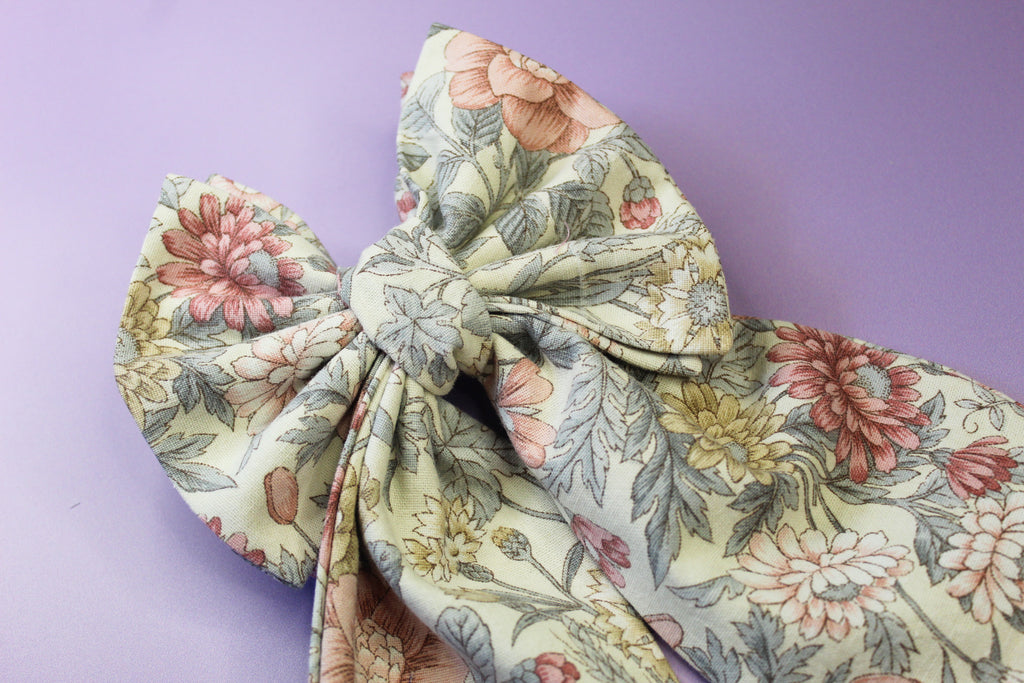 Floral Seasons Short Hair Bow
