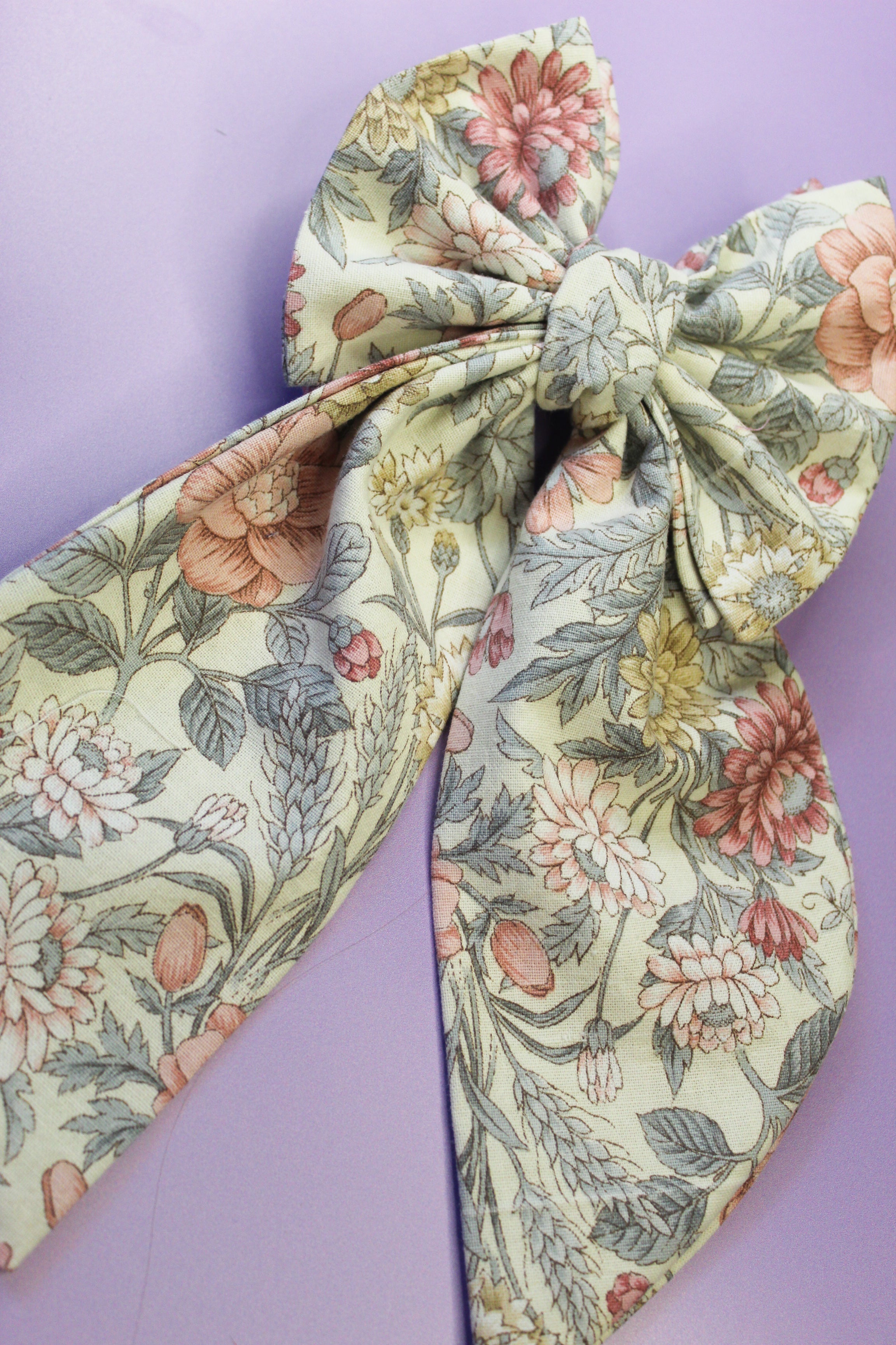 Floral Seasons Short Hair Bow