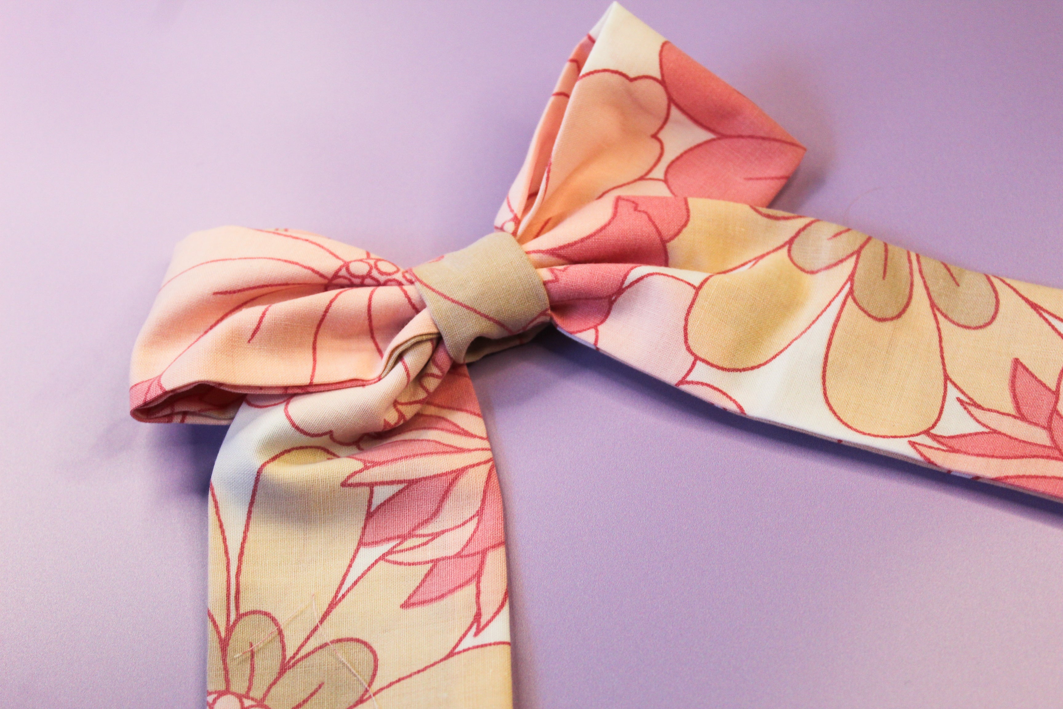 Flower puff Pinch Long Bow