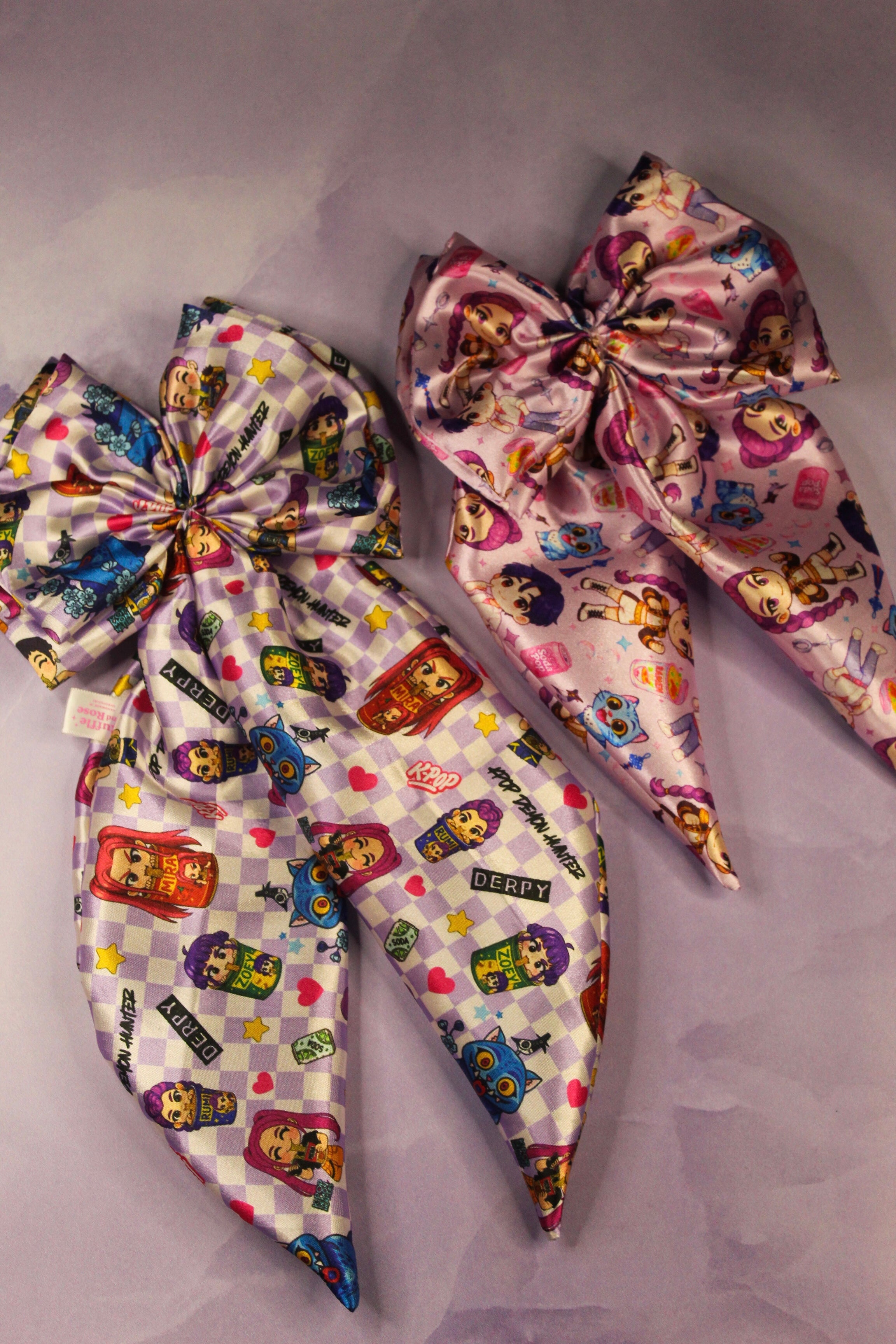 Checkered Huntrix Hair Bow