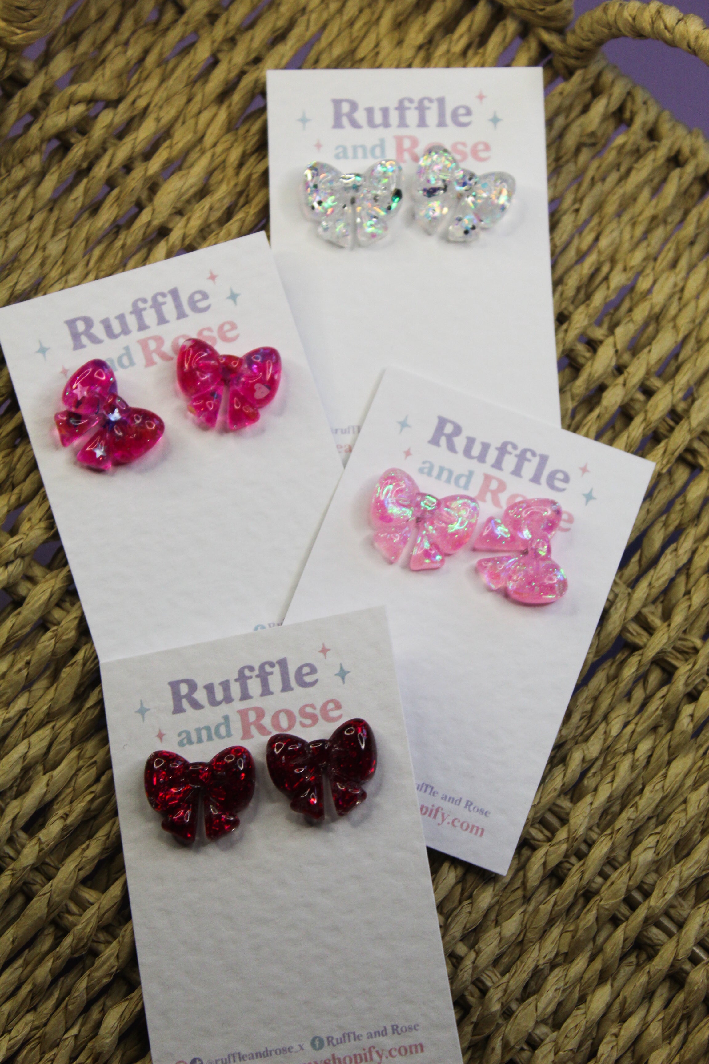 Small Bow Studs